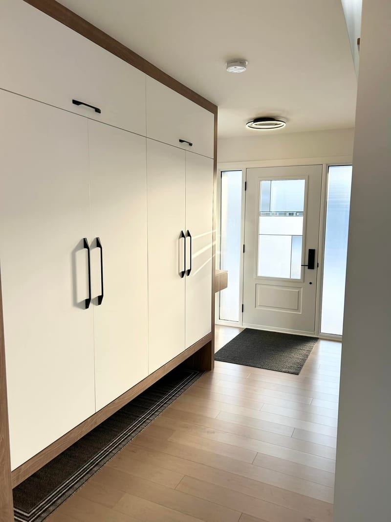 Le Discret — Meuble sur mesure · Contemporain